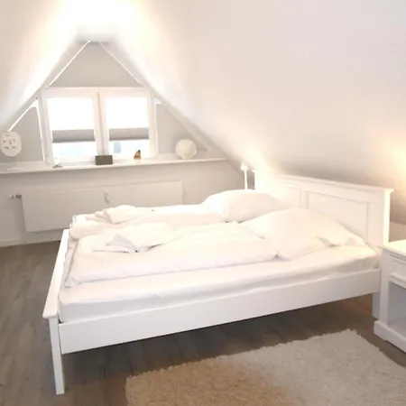 Duenenblick I - Duenenstr 5, App 2 * Wenningstedt-Braderup